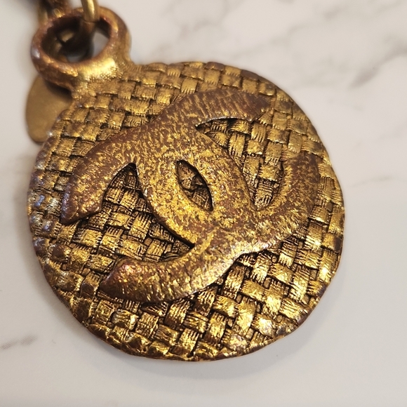 Authentic CHANEL Keychain - Picture 3 of 6